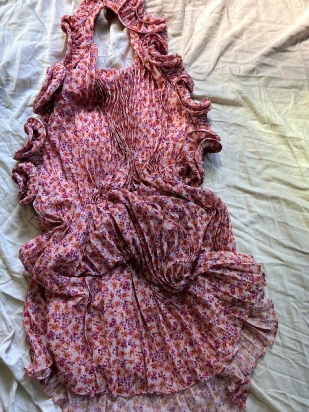 AMUR ruffled halter